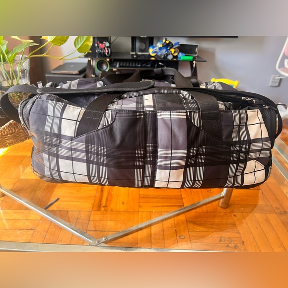 The North Face Bag - Picture 2 of 16